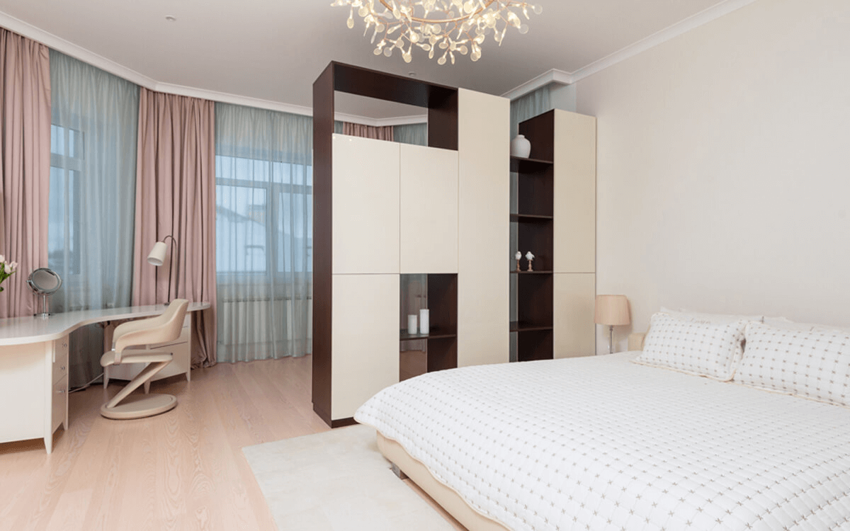 Elegant master bedroom